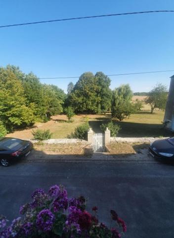 Bed and Breakfast Chez Zoiseau Et Zoiseautte Chassigny Exterior foto